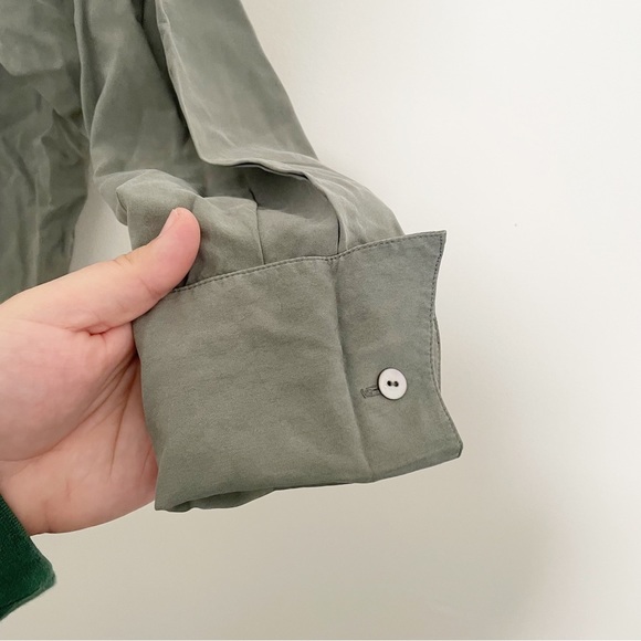 Vintage 90s Express 100% Silk Oversized Button Down Shirt Sage Green Size Small - Picture 4 of 8